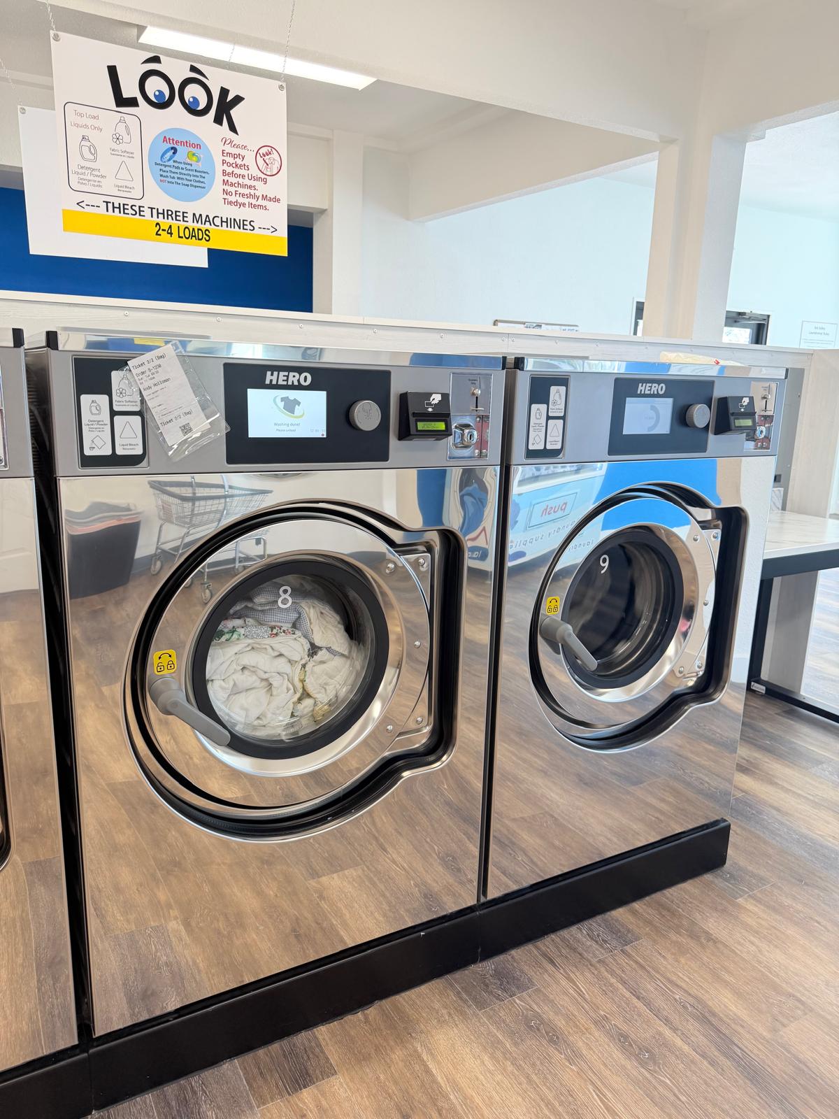 Laundromat gallery image 4