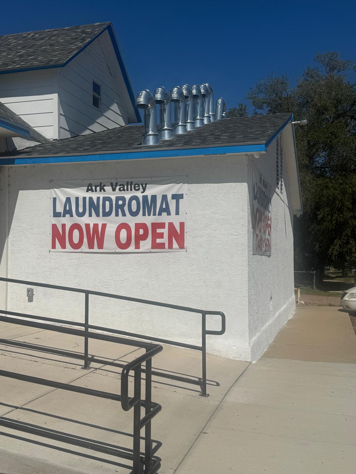 Laundromat gallery image 9